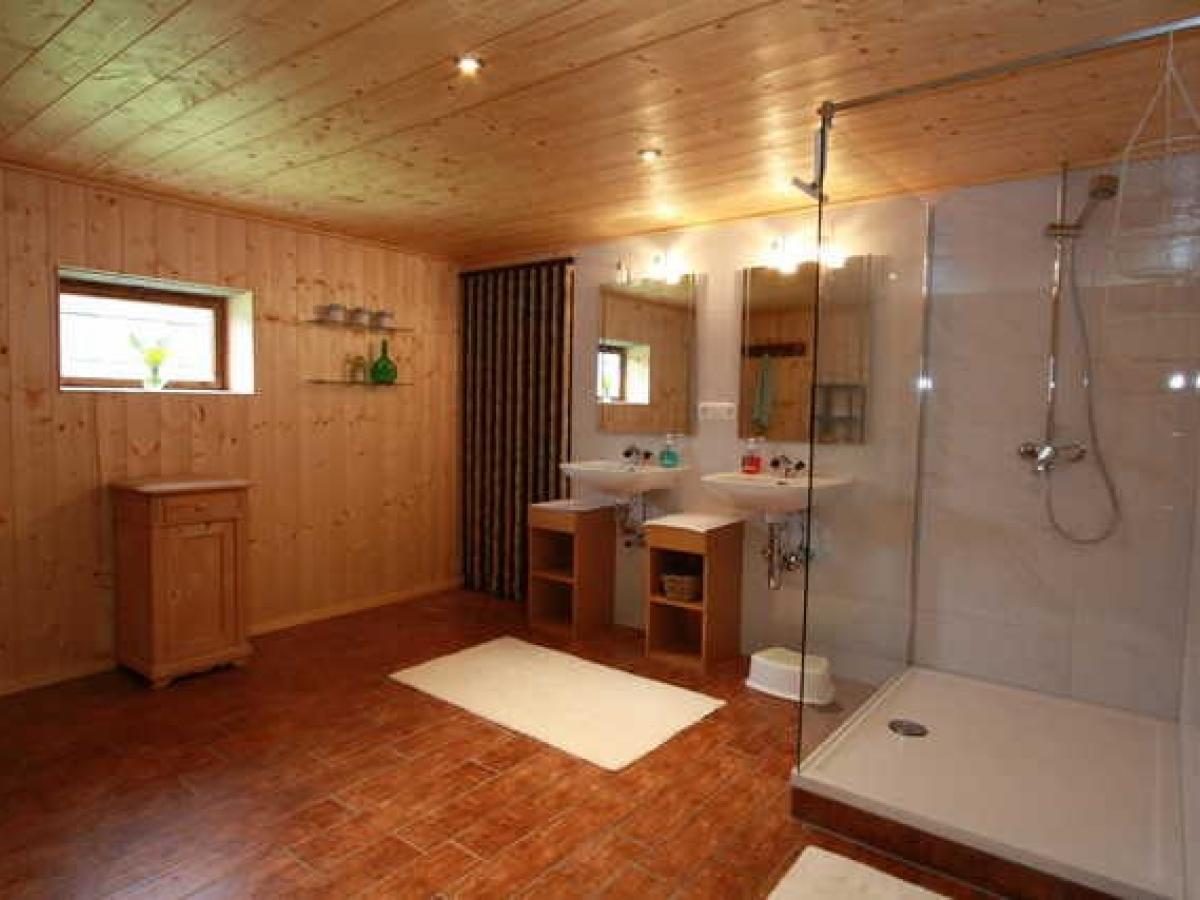 Bergfriedenhütte Badezimmer